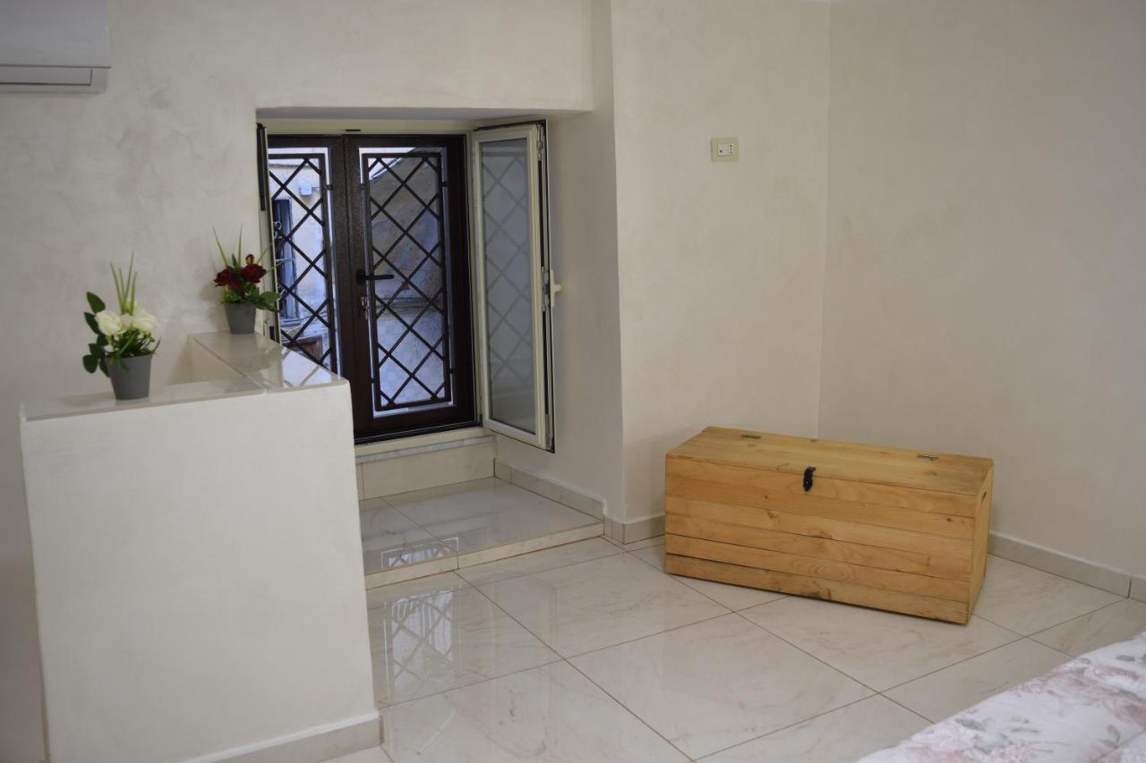 Apartament Nonnona House-Napoli Centro Zewnętrze zdjęcie