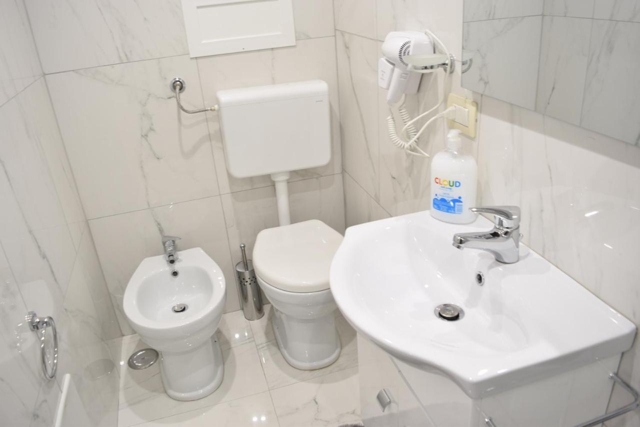 Apartament Nonnona House-Napoli Centro Zewnętrze zdjęcie