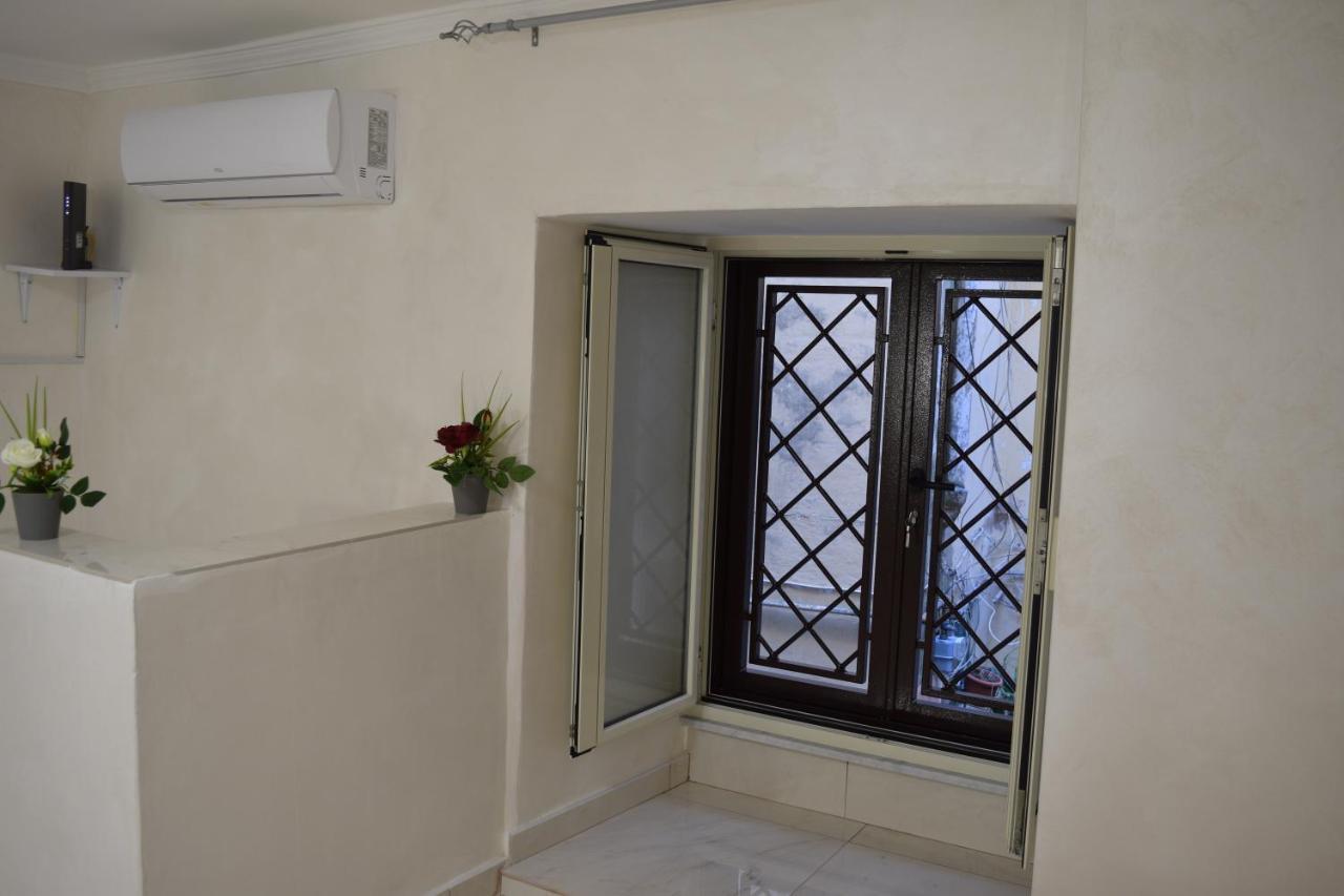 Apartament Nonnona House-Napoli Centro Zewnętrze zdjęcie