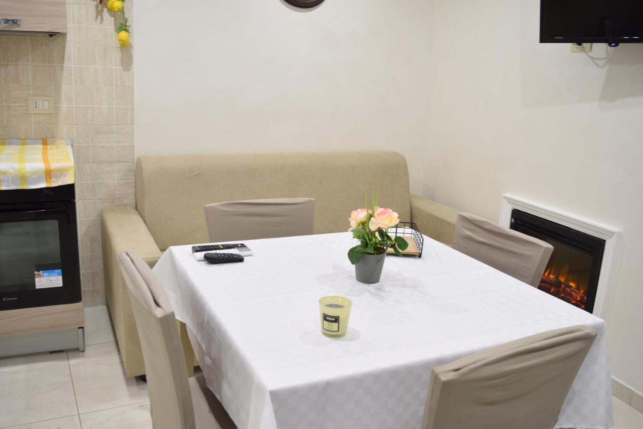 Apartament Nonnona House-Napoli Centro Zewnętrze zdjęcie